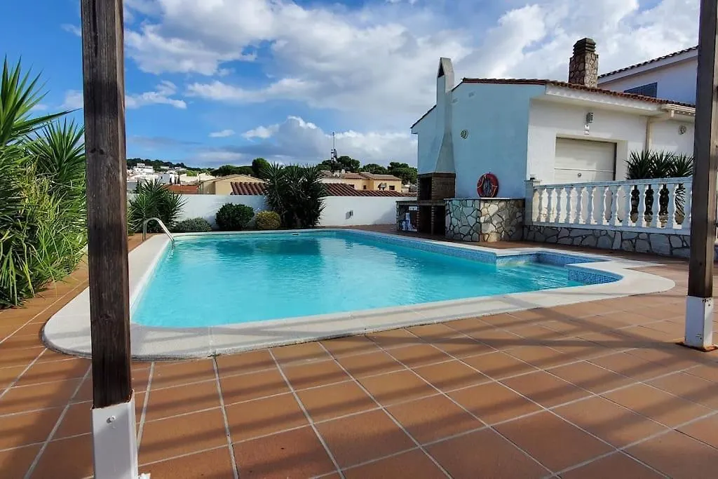 Can Papou Casa Con Gran Piscina Mucho Sol L' Escala 0*,  Spanje